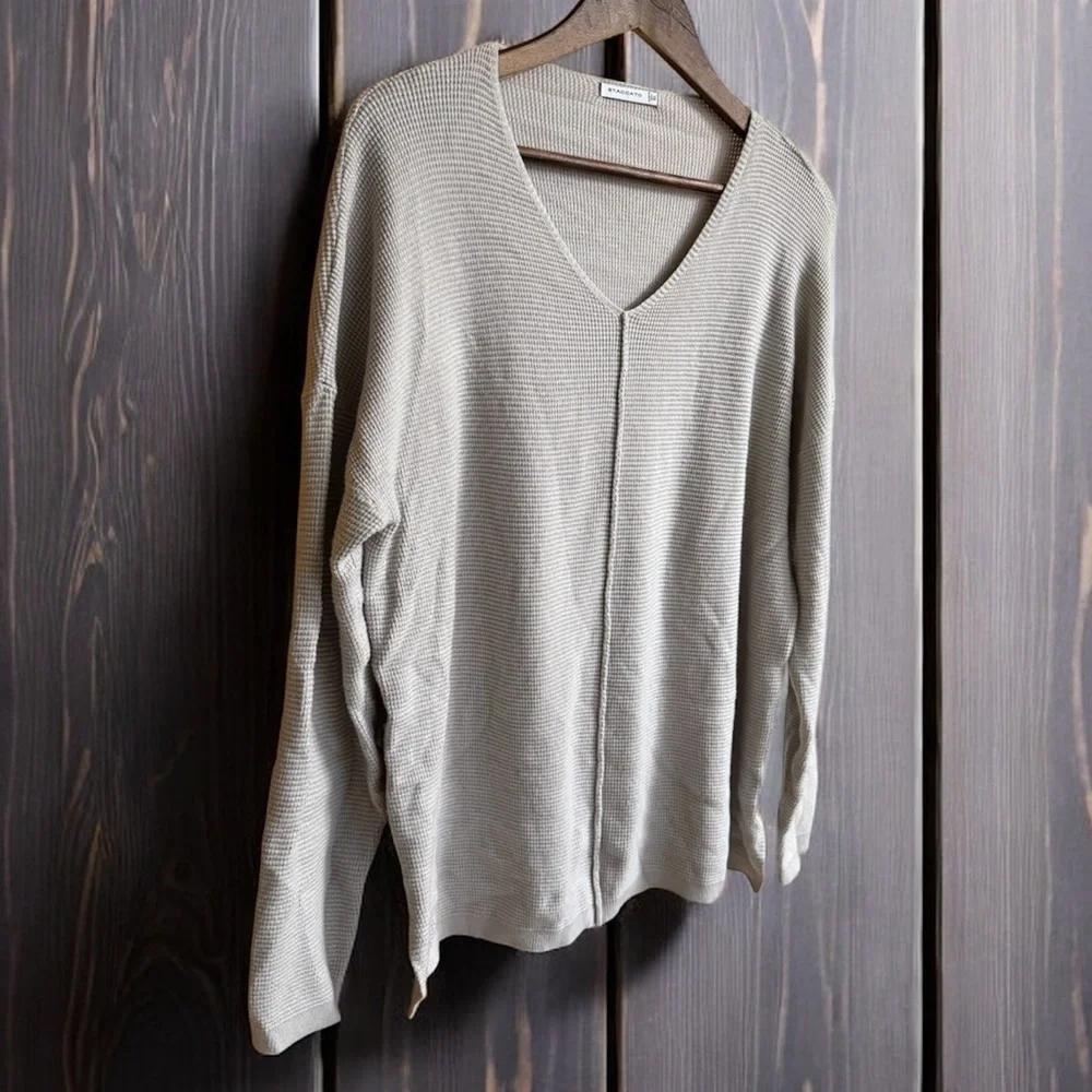 STACCATO Taupe Knit V-Neck Top - Picture 4 of 4